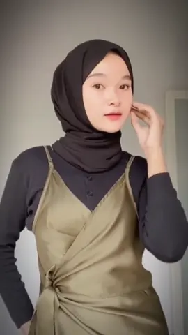 Outfit party🔥 #ootdhijab #ootdhijabstyle #outfitideas #outfitinspo #outfitmurah #overall #overalldress #outfitparty #ootdpartydress #ootdpesta #outfitpesta #fashiontiktok #hijabsimple #tiktokshop #fyp #fypシ #foryou #tahunbaru2023 #tahunbaru2023🎆 #happynewyear 