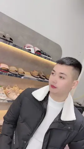 Ae lựa chọn màu nhé cứ gọi là ấm hơn nyc#duongvubin99 