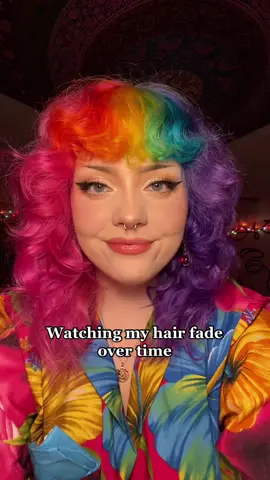 I recorded myself almost every day for like a month and a half to see my hair slowly fade! It’s interesting to see how I change every day :> #hair #hairdye #rainbow #rainbowhair #transformation #gay #lgbt #makeup 
