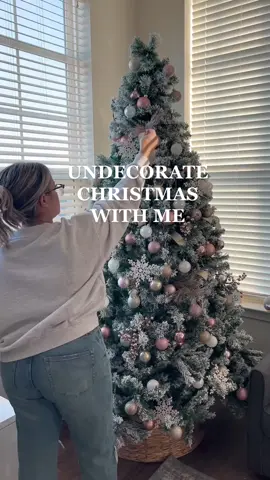 This was  done a few days ago BUT better late than never; until next year Santa🗓️🎅 IDK why but I got a little emotional when taking it down🥺  #organization #organizedhome #latina #limpiezadecasa #limpiaconmigo #motivacionparalimpiarlacasa #motivaciondelimpieza #limpiezadelhogar #tipsdelimpiezadelhogar #amadecasa #limpiezarapida #parati #organizacion #limpieza #microinfluencer #undecoratewithme #undecorate #christmastree #christmastreedecorating #christmastok #christmastiktok #KAYKissCountdown #organization #decluttering #declutteryourlife #anxietyrelief #untilnextyear  clean with me   cleaning motivation  Limpieza 