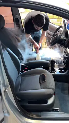 O mestre @aoraboni_oficial  ensina como utilizar a extratora a vapor. #lavagemautomotiva #lavadora #lavarapido #lavagemavapor #lavagemaseco #vapor #explorar 