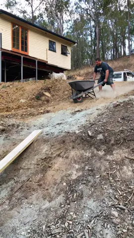 #fail #diyfail #wheelbarrow #yardwork #laugh #hilarious 
