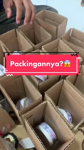 #fyp #viral #moots #skincare #happynewyear #2023 Aman ga si packingannya?😥 cek videonya ya😱