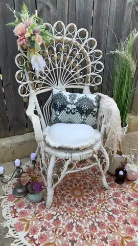 Gotta love this market place find! 1920s vintage, peacock chair. Needs a bit of love, a repaint and a few repairs to get it back to its former glory but I have visions of it being a beautiful backdrop to my boho picnic 🥰 🦚  #vintage  #peacockchair #upcycle #bohopicnics 