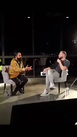 Un clásico #carlosmuñoz #diegoruzzarin #debate #filosofia #marketing 