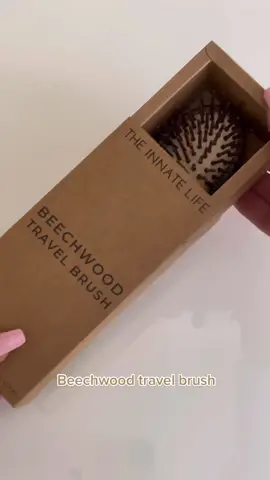 New eco-friendly hair tools from the @theinnatelife 🌱 #haircare#woodenbrushes#gifted#scalpcare#naturallycurly#theinnatelife#hairtools 
