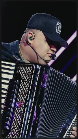 Essa maltrata demais 💔🎵 #NaoDigitaJá deu logo vontade de ir no YouTube e assistir a primeira parte do DVD 🔥 #TarcisioDoAcordeon #NossaHistoria #Forro 