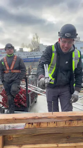 Hammer challenge, someone won a New hammer 😂 #construction #safety #carpenter #okridgecenter #union #concrete #canada #wood #hammer #stiletto 