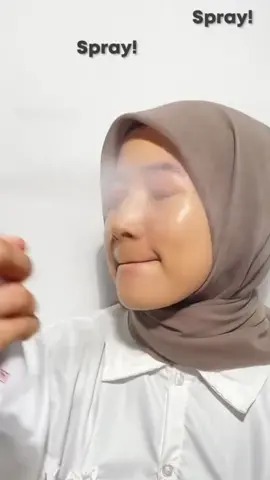 No more takut reapply sunscreen kalau pakai sunscreen mist yang satu ini 🥹🙋🏻‍♀️🫶🏻 #skintificid #zonacantik #sunscreenmist 