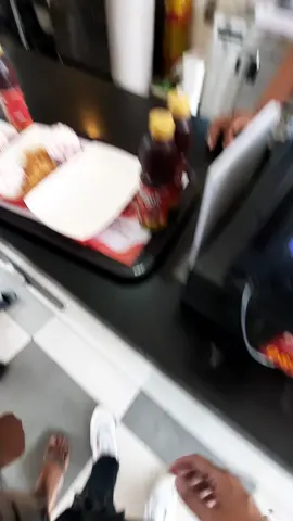 mentahan makan siang di kfc#tahunbaru2023 #fyp 