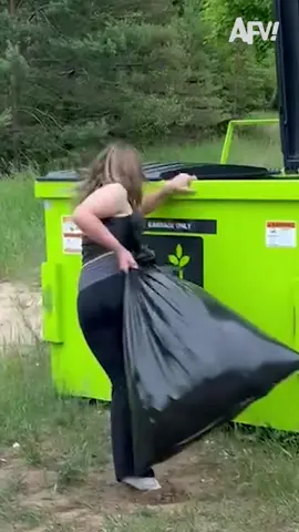 Never ask siblings to help with ur chores 😅 #funny #fail #family #trash #funnyvideos #afv