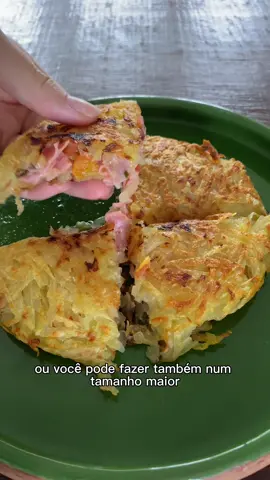 Eu faço esse lanche quando não quero comer comida no jantar 😋 . #lanche #jantar #semgluten #semglutem #receitassemgluten #semtrigo #semfarinha #saudavel #lanchesaudavel #receitapratica #batatarosti #glutenfree #doençaceliaca #doençadecrohn 