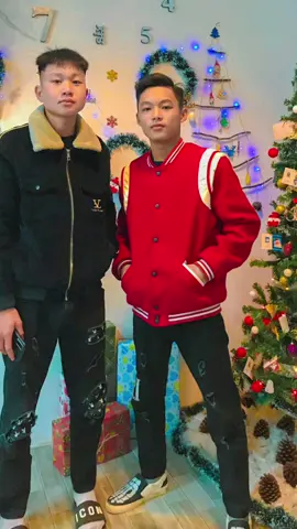 Tôi giấu dép em đi để níu keo em lại, em lại chửi tôi ngu !! #xuhuongtiktok #xuhuong 