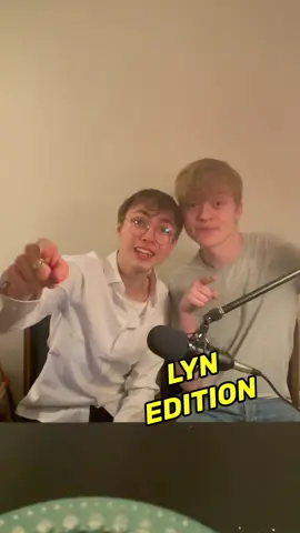 Wix link til brevkassen i vores beskrivelse💌 !alt er satire, intet er rigtigt! #baghudchallenge #fyp #rasmusbrohave #denmark 