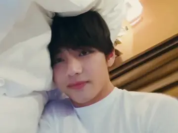 Taehyung, keep smiling 🧸🤎 #kimtaehyung #taehyung #btsv #taehyungedit #bts #btsedit  #bangtan #kpop #fyp> #fyp 