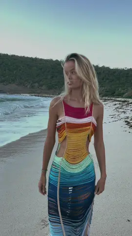 🌴❤️🌴 dress is Andrea Almeida 