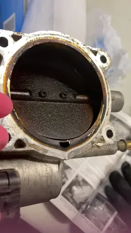 Cleaning out the throttle body to see if that is what I pulled up the P2135 code on my diagnostic tool couple of days go. #GirlPower #Girl #Mechanic #Car #Truck #Engine #Repair  #Miracle #Fun #Work #Learn #Try #Chevy #Throttle #Gas #Fuel #Drive #determinedlittledude  