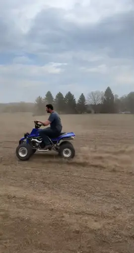 Absolutely hammering on the Banshee #yamadog 