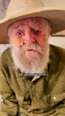 “2023 Advice” 🦉 A poem of by Uncle Jack & @damonvonn  #99yearsold #askunclejack #advice #relationshipadvice #LifeAdvice #CareerAdvice #advicequotes #adviceforyou #advicetiktok #damonvonn #advices #adviceoftheday #wisdom #2023advice #bewithnature  Uncle Jack GoFundMe #linkinbio 🙏🏼   So fun to share my new friend with all of you! Lois makes my days so much happier  Almost 100 years since I was born In 1923 my parents brought me home I’ve seen many days pass and many moons fall But the advice I give to you now is the most important advice of all. Go out side Be with nature Breathe the fresh air Be kind your neighbor The mind can go crazy Just staring at your magic mirror A simple walk outside And all the clouds will clear