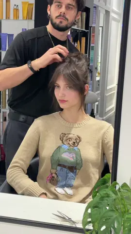 Curtain Bang #haircut #fringe #hair #curtainbangs #hairvideos #milano #viral #beautiful #girl #waves #tagliocapelli #tiktok