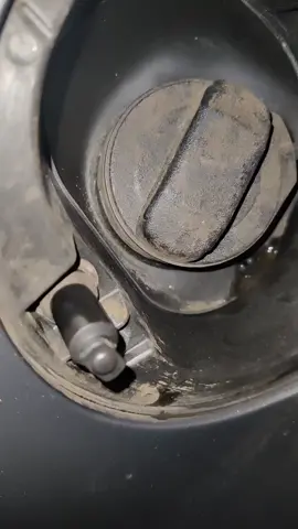 #polo #6r #Volkswagen trappe à essence coincée fermée part.2 #DIY #depannage #topwagen 