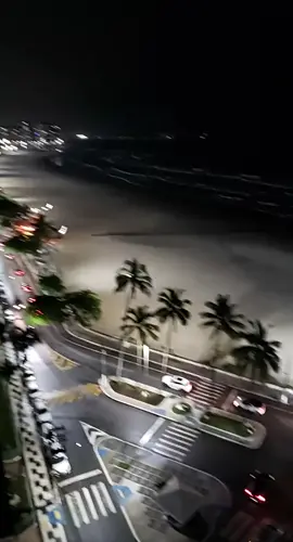 Guarujá a noite! Uma beleza #brasil #saopaulo #guaruja #praia #beach