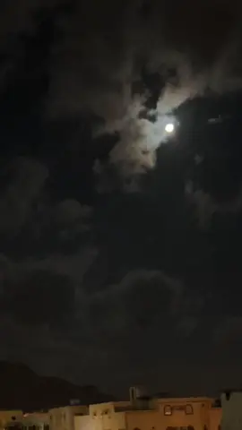 قمر الليله🌑  #محمد_عبده #ليله_قمراء #اكسبلورexplore #CapCut #برد_الشتاء #ex #GoalwithChery 