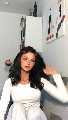 heres another video of me giving u absolutely nothing🥰