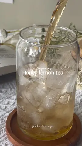Iced honey lemon tea 🍋🫶🏻 #drinkrecipe #drink #lemon #foryoupage #fypage 