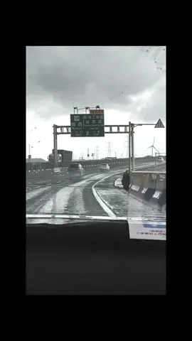 我更多的情緒 是敏感 是沒安全感 是胡思亂想 是悲觀 是自責 是覺得自己哪哪都不好. #文案語錄 #推薦推薦 @TikTokTaiwan  @TikTok #文案  - - - 真的好想好想你..想去找你..