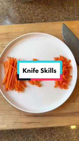 Knife skills 101 - 3 different cuts of carrots #cooking #knifeskills #cooking101 