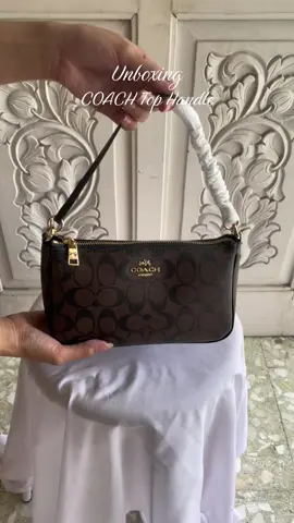 Best selling all time✨#coach#fyp#coachtophandlebag#jualtasbrandedtrusted#authentic#jkt#fypdongggggggg 