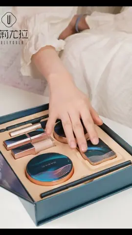 Bộ trang điểm 8 món #youliyoula #botrangdiem #xuhuong #nacbeauty 