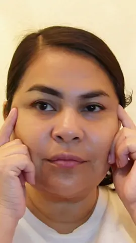 Here are my go to products I use for my eyebrows from @Benefit Cosmetics.  . . Aquí les tengo mis productos para cejas favoritos de @benefitcosmetics.  . #preciselymybrowpencil 4.5 #24hrbrowsetter #browmicrofillingpen deep brown . . #benefitclubpink #benefitcosmetics #benefitbrows #browtutorial #makeup #cejas #eyebrows #beauty #makeupreels #makeupvideos #beautyreels #viralvideos #viralreels #friendswithbenefit