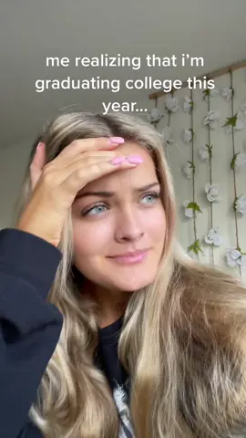 there’s no way i’m a senior already🥲