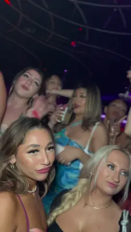 🍾 #miami #fyp #viral #party 