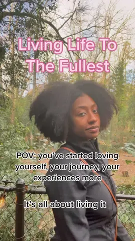 Dont forget to live✨ #sundayvibes #selflovejourney #mentalhealthmatters #blackgirlsheal #keepgoingdontgiveup 