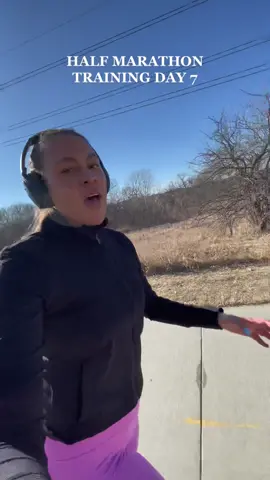 half marathon training day 7: 5k run!! shoe recs needed immediately 😤 #halfmarathontraining #halfmarathon #Running #runningvlog #runner #hoka 