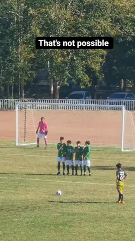 Wait for it🙃 (via instagram/foigoal) #sports #Soccer #football #goals #funny 