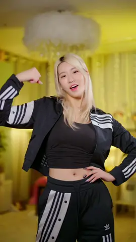 insta: sia_jiwoo ✨