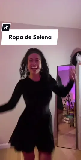 Me dices si quieres la parte 2 #outfitsdeselenaquintanilla #vestuariosdetelevisa #astrodomeoutfit #selenaquintanillafashion #tejanomusic 