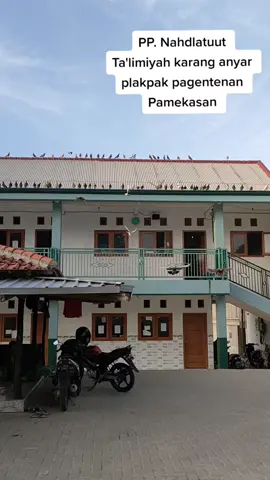 suasana pagi PP. NAHDLATUUT TA'LIMIYAH KARANG AYANR PLAKPAK PAGENTENAN PAMEKASAN 