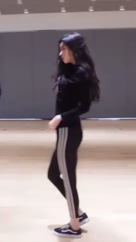 18 year old karina #taemin #taeminwant #karina #aespa #karinapredebut 