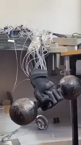 This is Clone Hand XVI, created by Clone Robotics and will be released in 2023. Video credits: Clone Robotics / Dev Khanna #robotics#engineering #Tech