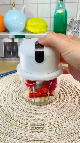 Multifunctional Food Grinder #foodchopper #garlicmincer #grinder #tiktokshop #masher #multifunction 