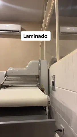 Laminado #recetasfaciles #recetastiktok #fyp #fup #viral #makemefamous #makemeviral #panaderia #hojaldre #lamiand #masa #gdl #panaderoartesanal #pandulce #tiktok #mexico🇲🇽 