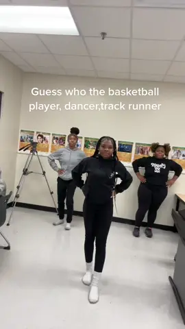 #track #basketball #dancer #fyp #viral #dsnce #herway @imacutiee @itzzjuhh.sanaya 