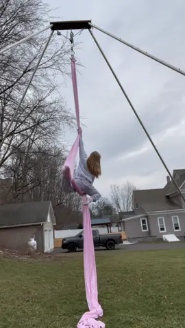 An interesting pose I was shown, lil awkward feeling #aerialarts #aerialist #aerialsilks #k18results #DoritosTriangleTryout 