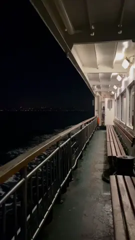 Her gecenin vardır bir sabahı…    #fırtınadayım #mabelmatiz #fypシ #keşfet #storylikvideolar #newreel #blog #Vlog #likeforlike #like4like #eminönü #eminönüsahili #kadiköy #kadiköysahil #vapur 