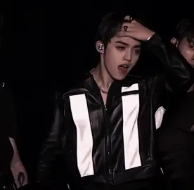 i will NEVER get over this clip #scoups #seungcheol #seventeen #svt 